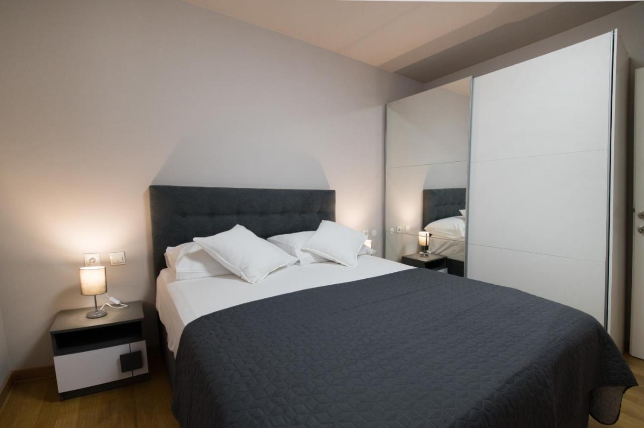 Brand New Aparment With Sea View & Swimming Pool At Ciovo - Villa Fiorentini โตรกีร์ ภายนอก รูปภาพ