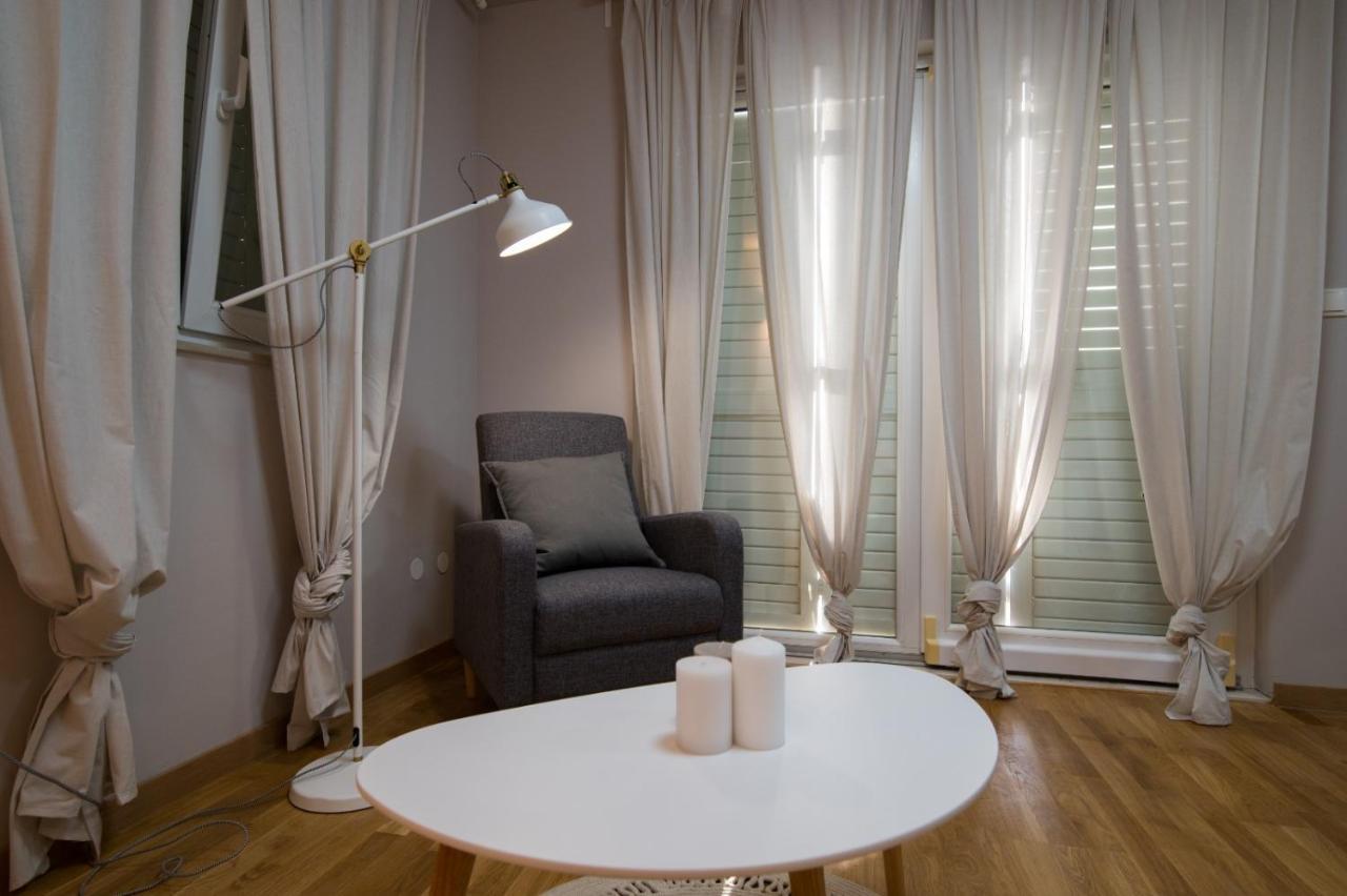 Brand New Aparment With Sea View & Swimming Pool At Ciovo - Villa Fiorentini โตรกีร์ ภายนอก รูปภาพ